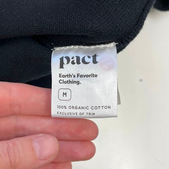 Pact Organic Cotton Fine Knit Ribbed Trim Classic V-Neck Boxy Cardigan - Medium - Picture 6 of 8